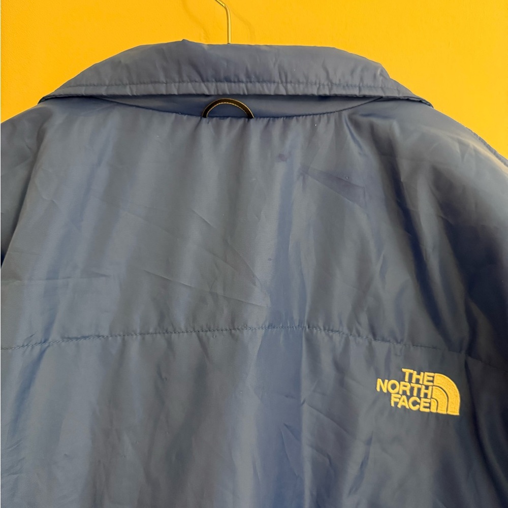 The North Face Men’s Medium Shell Jacket - please read description small flaw - Picture 7 of 7